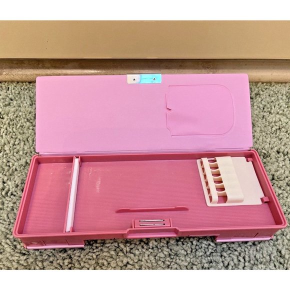 RARE VINTAGE FLOMO X DISNEY PRINCESSES MAGNETIC RADIO BOOMBOX PENCIL CASE - Picture 3 of 6